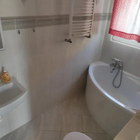 Zimer Mit Bad In Swineminde & *